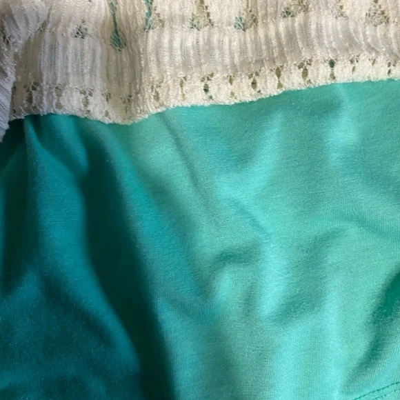 Rewind Cream and Green Tank Top - Picture 5 of 5